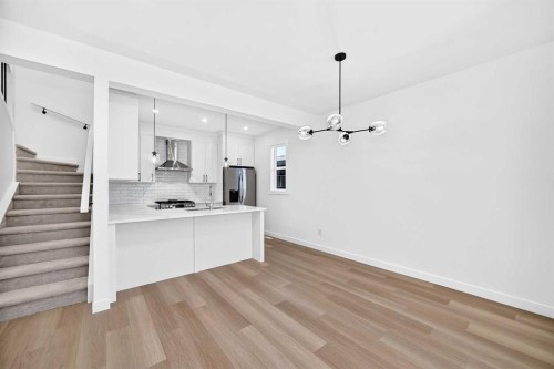 4607 17 Avenue Nw, Calgary, AB 