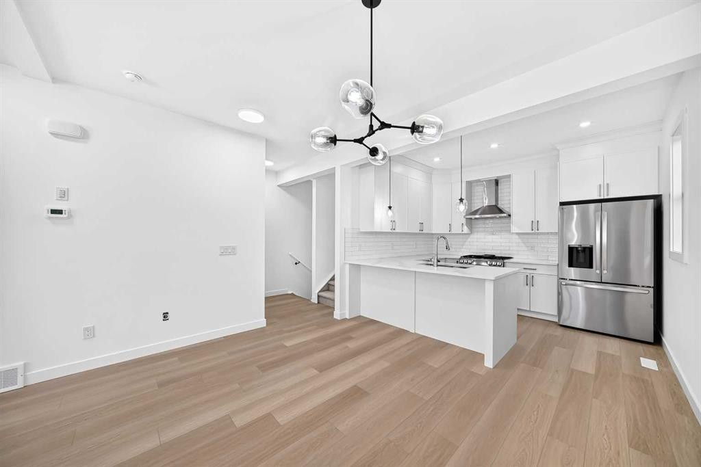 4607 17 Avenue Nw, Calgary, AB