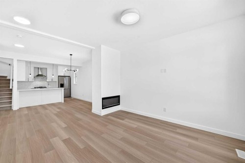 4607 17 Avenue Nw, Calgary, AB 