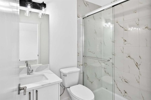 4607 17 Avenue Nw, Calgary, AB 