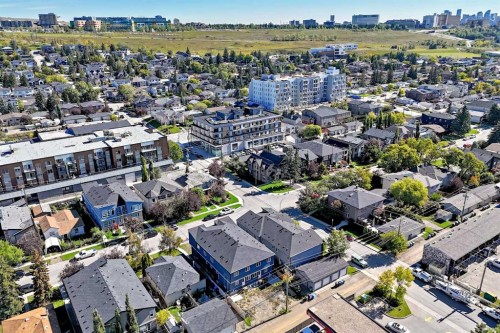 4607 17 Avenue Nw, Calgary, AB 