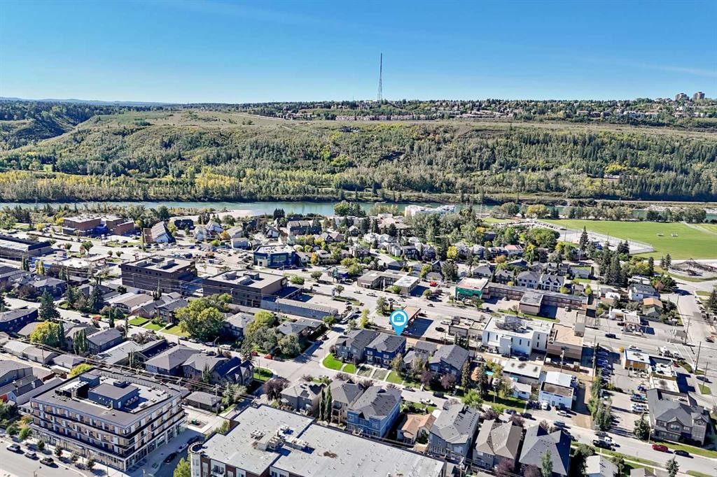 4607 17 Avenue Nw, Calgary, AB