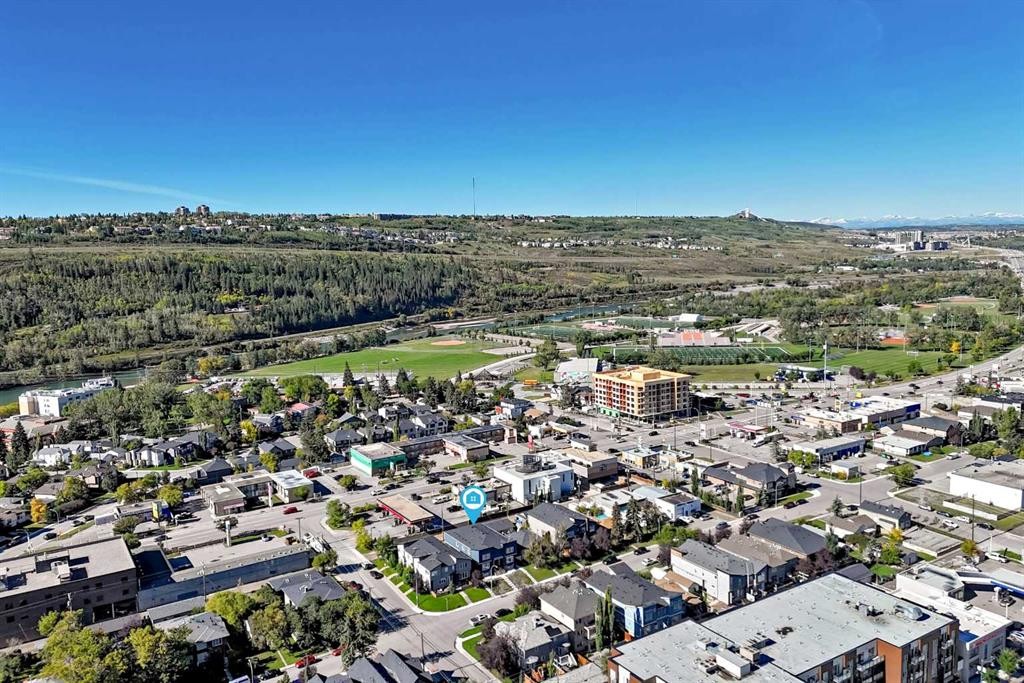 4607 17 Avenue Nw, Calgary, AB