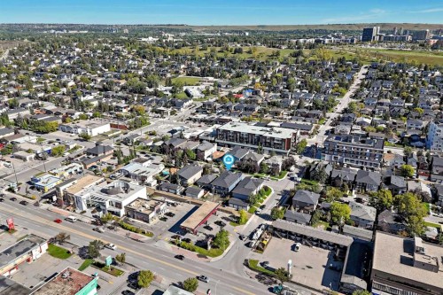 4607 17 Avenue Nw, Calgary, AB 