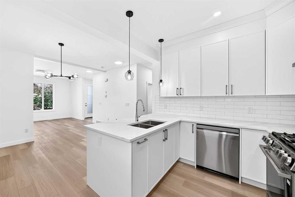 4607 17 Avenue Nw, Calgary, AB