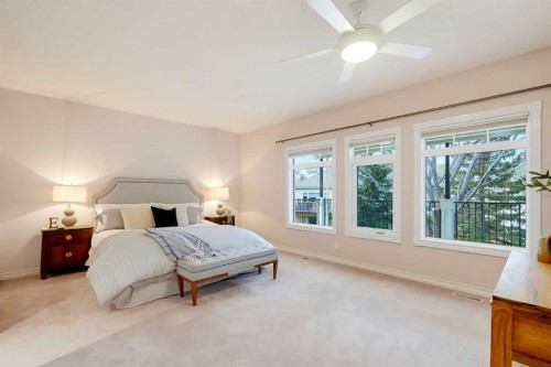 11 Prominence Point Sw, Calgary, AB 