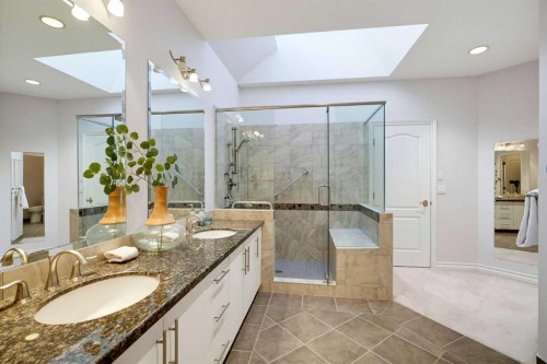 11 Prominence Point Sw, Calgary, AB 