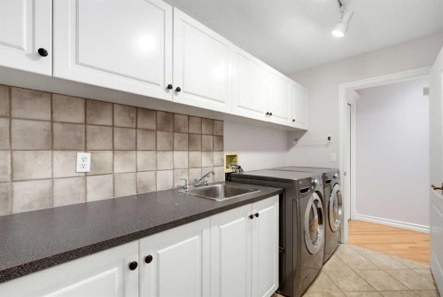 11 Prominence Point Sw, Calgary, AB 