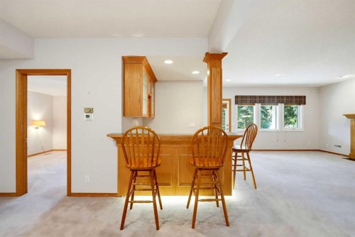 11 Prominence Point Sw, Calgary, AB 