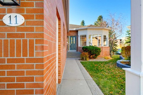 11 Prominence Point Sw, Calgary, AB 
