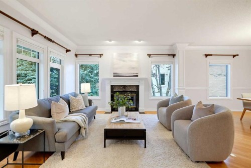 11 Prominence Point Sw, Calgary, AB 