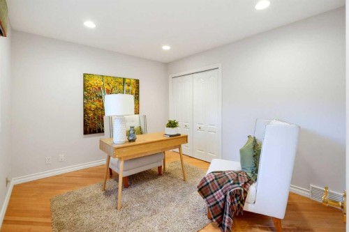 11 Prominence Point Sw, Calgary, AB 