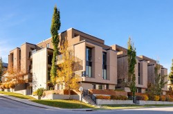 102-2905 16 Street SW Calgary, AB T2T 4G5