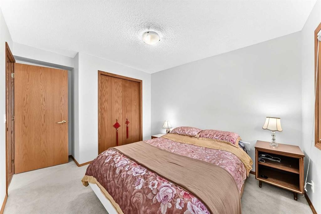 127 Edgebrook Circle Nw, Calgary, AB