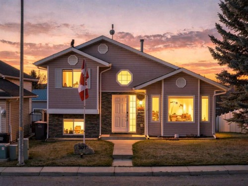 307 Sheep River Place  Okotoks, AB T1S 1N7