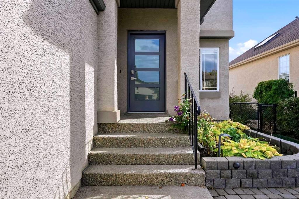 29 Cranleigh Park Se, Calgary, AB