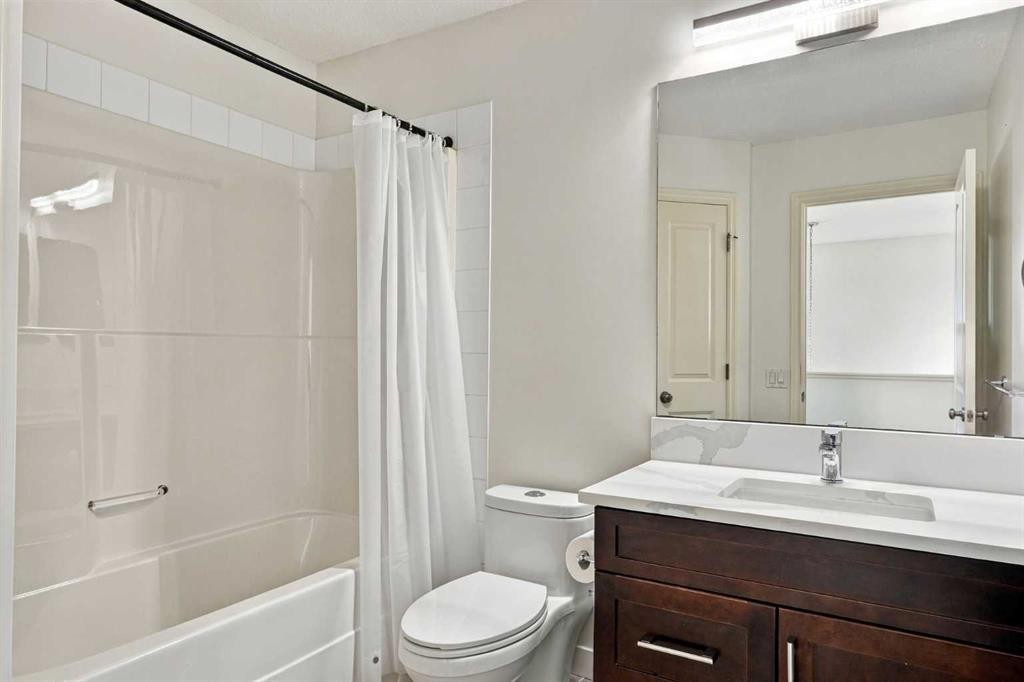 29 Cranleigh Park Se, Calgary, AB