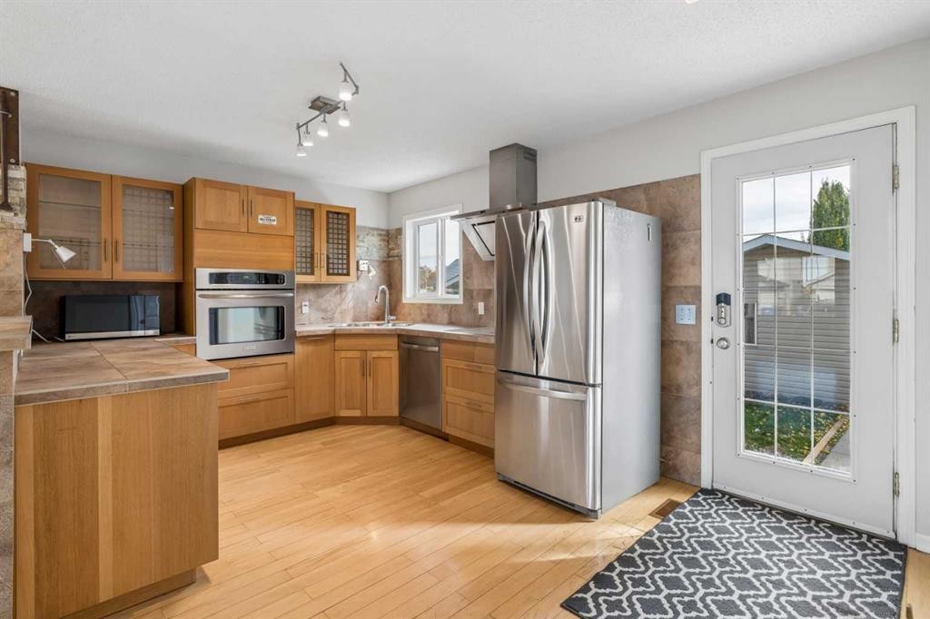 180 Chaparral Ridge Circle Se, Calgary, AB