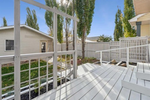 180 Chaparral Ridge Circle Se, Calgary, AB 