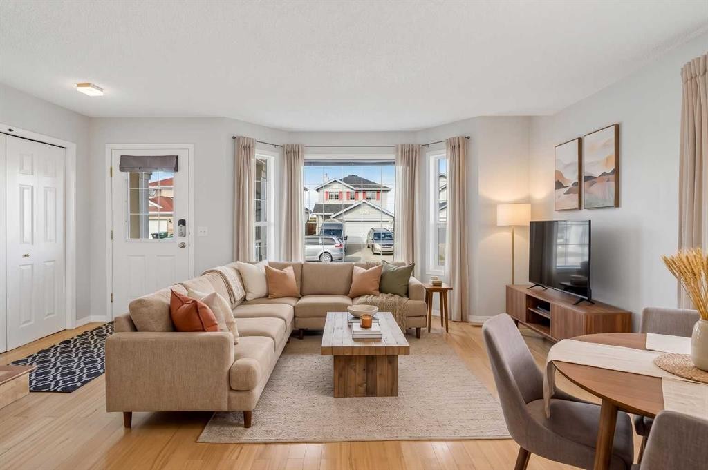180 Chaparral Ridge Circle Se, Calgary, AB