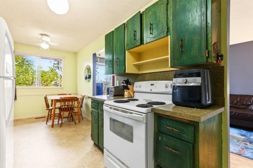 529 42 Street Se, Calgary, AB 