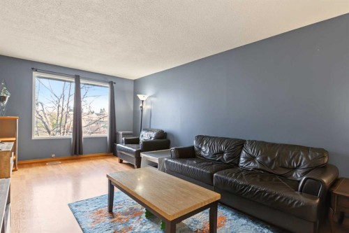529 42 Street Se, Calgary, AB 