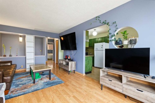 529 42 Street Se, Calgary, AB 