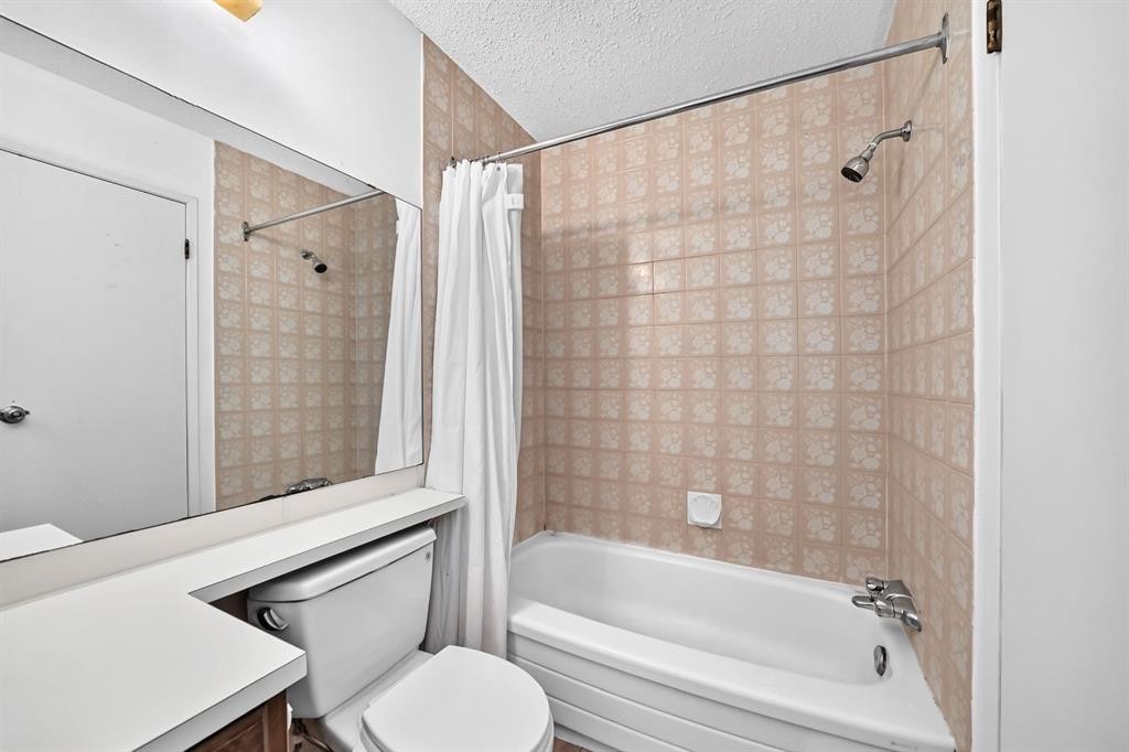 260 Berwick Drive Nw, Calgary, AB