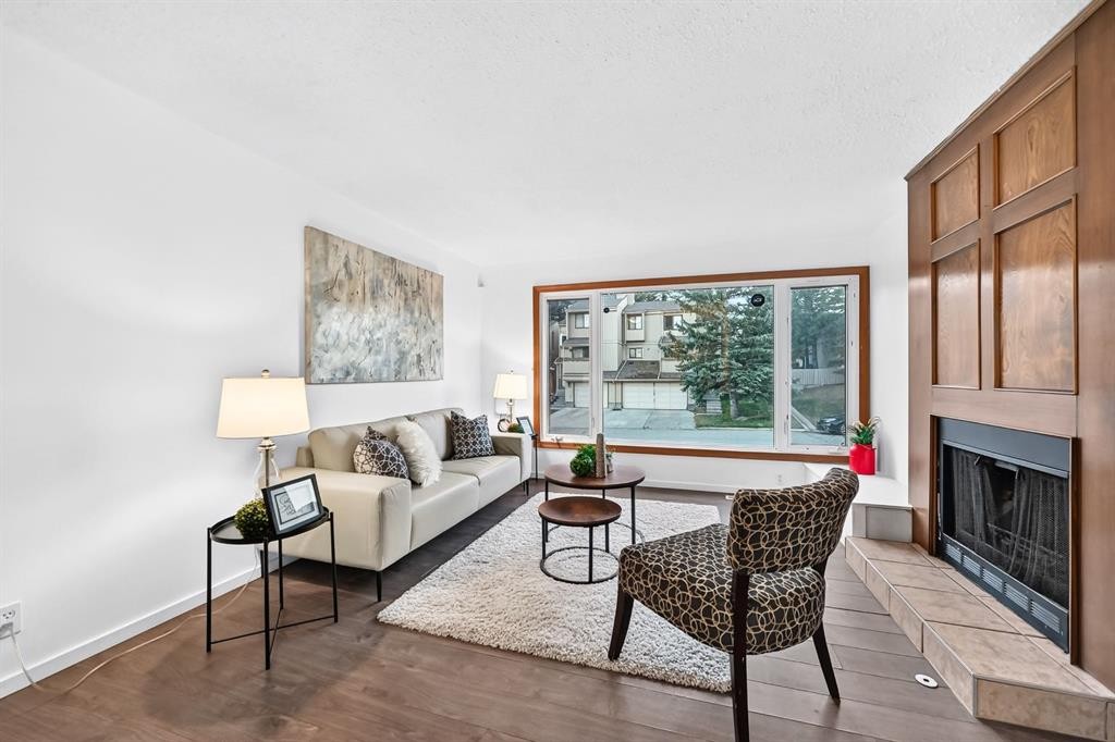 260 Berwick Drive Nw, Calgary, AB