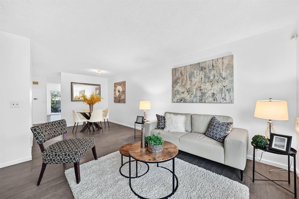 260 Berwick Drive Nw, Calgary, AB