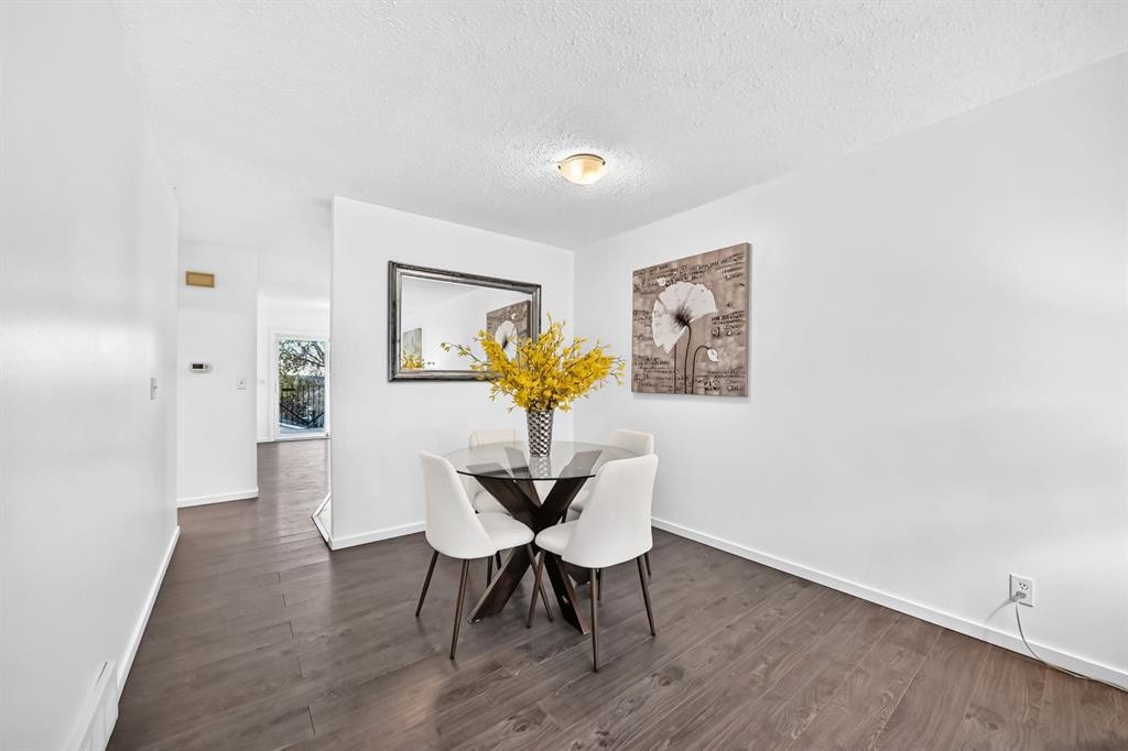 260 Berwick Drive Nw, Calgary, AB