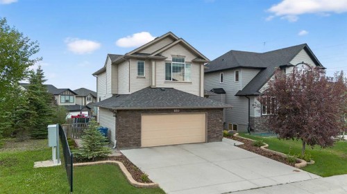 108 Rainbow Falls Row  Chestermere, AB T1X 0N7