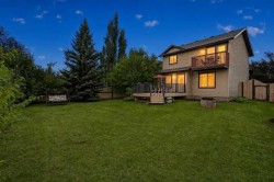 20 Chapman Court SE Calgary, AB T2X 3S6