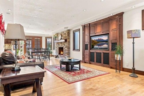 803 25 Avenue Nw, Calgary, AB 