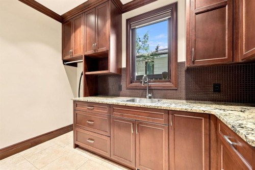 803 25 Avenue Nw, Calgary, AB 