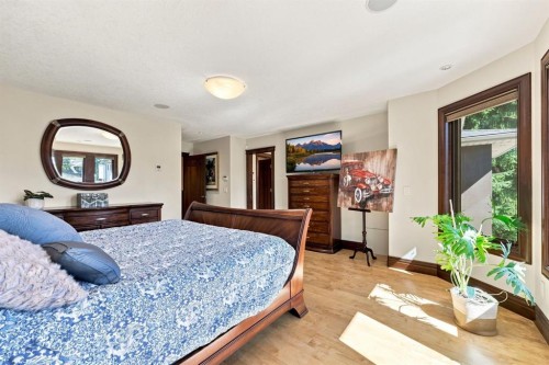803 25 Avenue Nw, Calgary, AB 