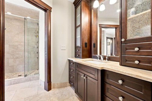 803 25 Avenue Nw, Calgary, AB 