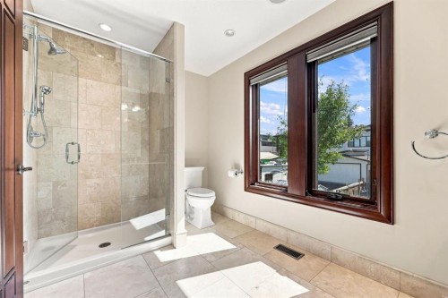 803 25 Avenue Nw, Calgary, AB 