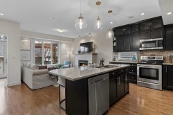 6614 Bowness Road NW Calgary, AB T3B 0G1