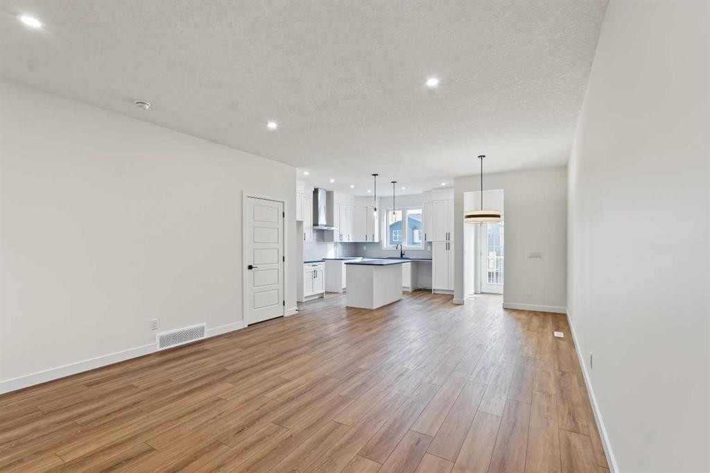 193 Bridgeport Gate, Chestermere, AB