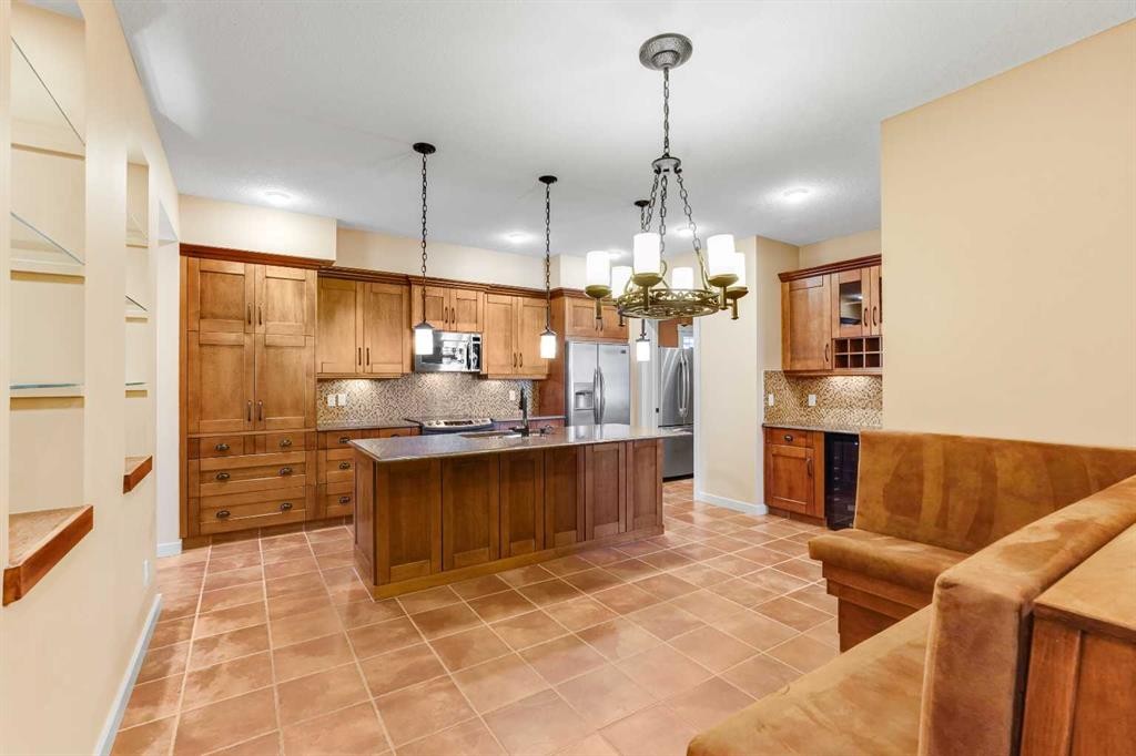 122 Silverado Ponds Way Sw, Calgary, AB