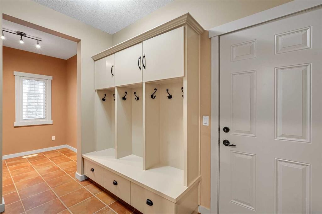 122 Silverado Ponds Way Sw, Calgary, AB