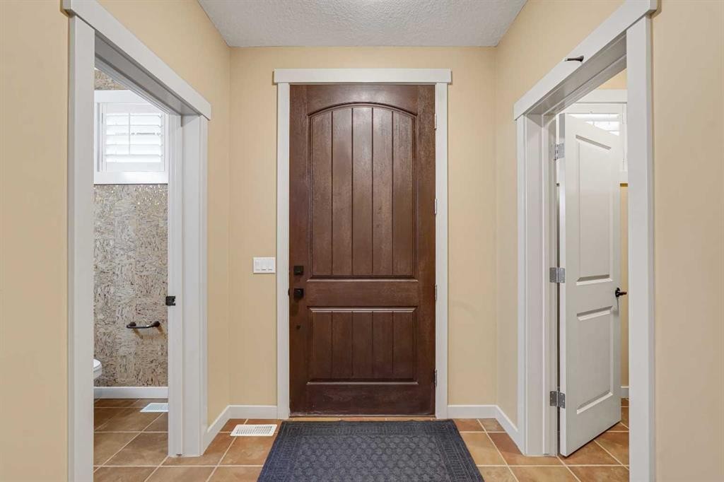 122 Silverado Ponds Way Sw, Calgary, AB
