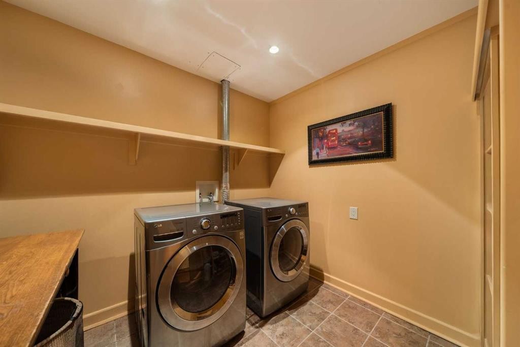 1717 7 Avenue Nw, Calgary, AB