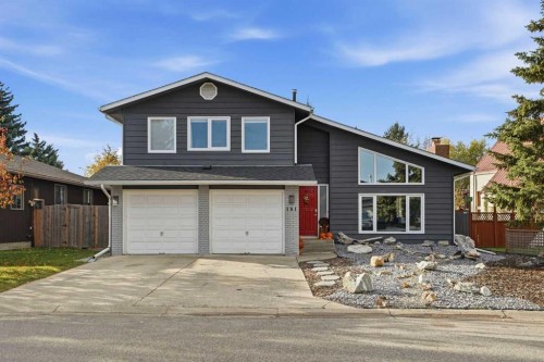 181 Woodbend Way  Okotoks, AB T1S 1L8