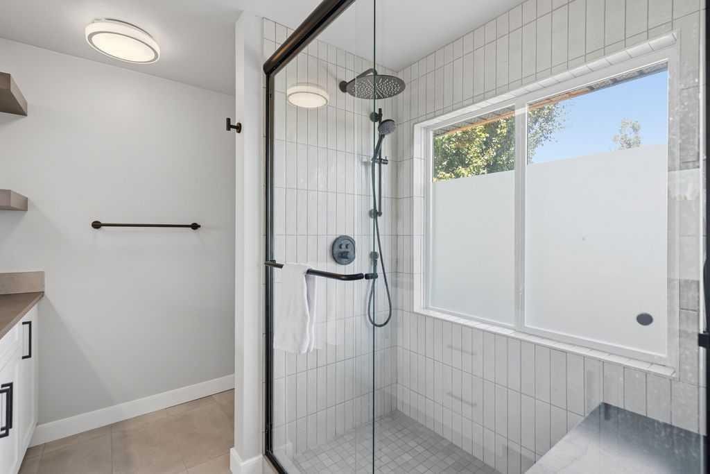 87 Couture Crescent Sw, Calgary, AB