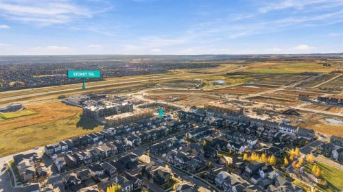 15113 37 Street Sw, Calgary, AB 