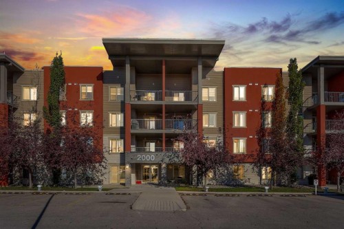 2402-403 Mackenzie Way SW Airdrie, AB T4B 3V7