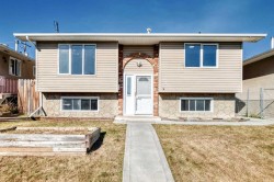 235 Margate Close NE Calgary, AB T2A 3E5