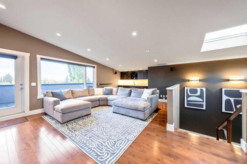 1940 27 Avenue Sw, Calgary, AB 